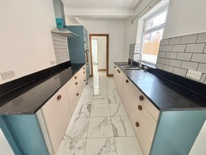 Kitchen- click for photo gallery